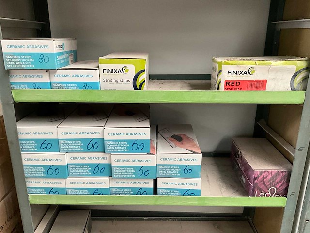 Partij divers schuurpapier - afbeelding 5 van  16