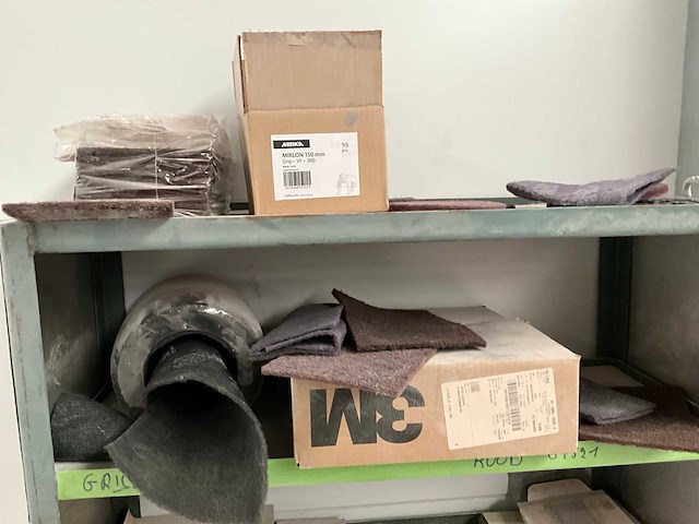 Partij divers schuurpapier - afbeelding 6 van  16