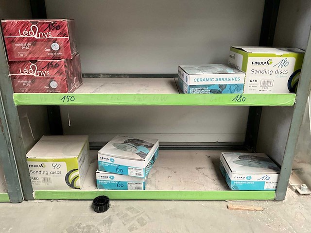 Partij divers schuurpapier - afbeelding 16 van  16