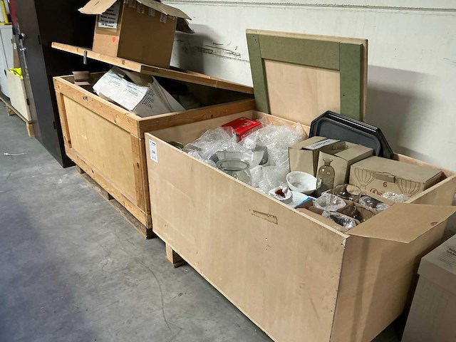 Partij divers servies en glaswerk - afbeelding 1 van  4