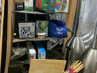 Partij divers speelgoed - afbeelding 1 van  5