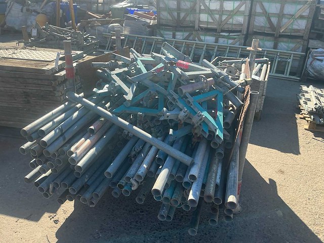 Partij divers steigermateriaal - afbeelding 3 van  3