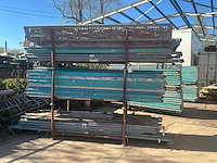 Partij divers steigermateriaal