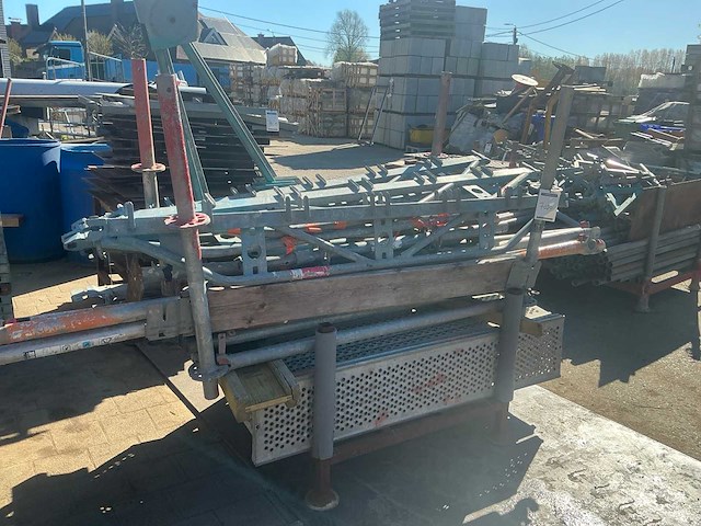 Partij divers steigermateriaal - afbeelding 2 van  4