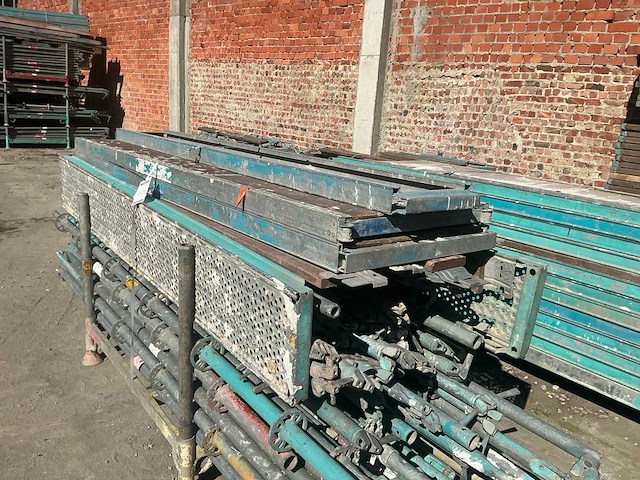 Partij divers steigermateriaal - afbeelding 3 van  4