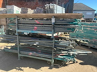 Partij divers steigermateriaal - afbeelding 1 van  6