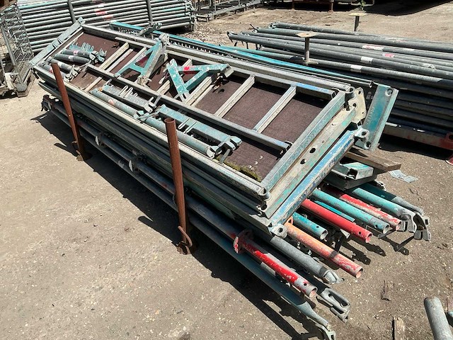 Partij divers steigermateriaal - afbeelding 3 van  7