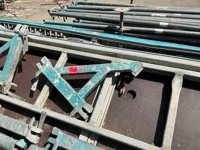 Partij divers steigermateriaal - afbeelding 5 van  7