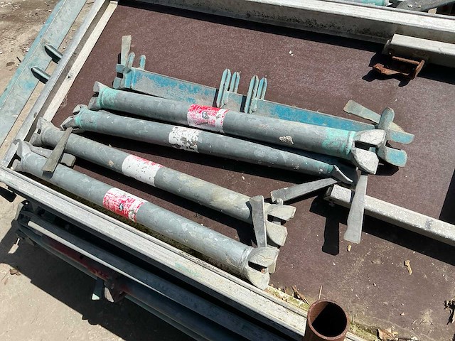 Partij divers steigermateriaal - afbeelding 6 van  7