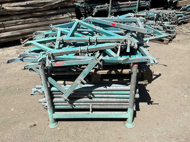 Partij divers steigermateriaal - afbeelding 3 van  7