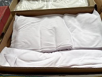 Partij divers textiel, wo. t-shirts enz.. - afbeelding 1 van  2