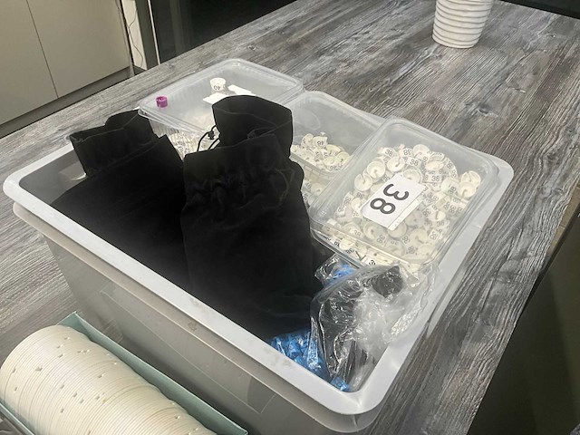 Partij divers toebehoren pasmaten - afbeelding 4 van  14