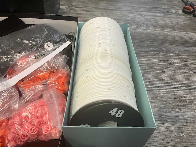 Partij divers toebehoren pasmaten - afbeelding 12 van  14