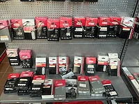 Partij divers tuingereedschap accessoires - afbeelding 2 van  9