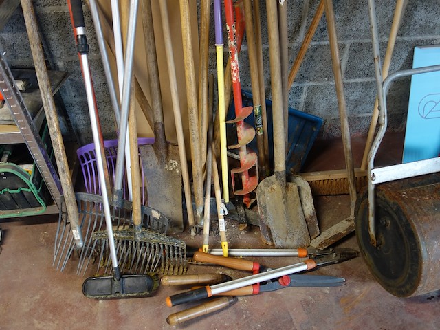 Partij divers tuingereedschap - afbeelding 2 van  4