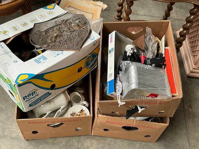 Partij divers vintage meubilair en huisraad - afbeelding 16 van  24