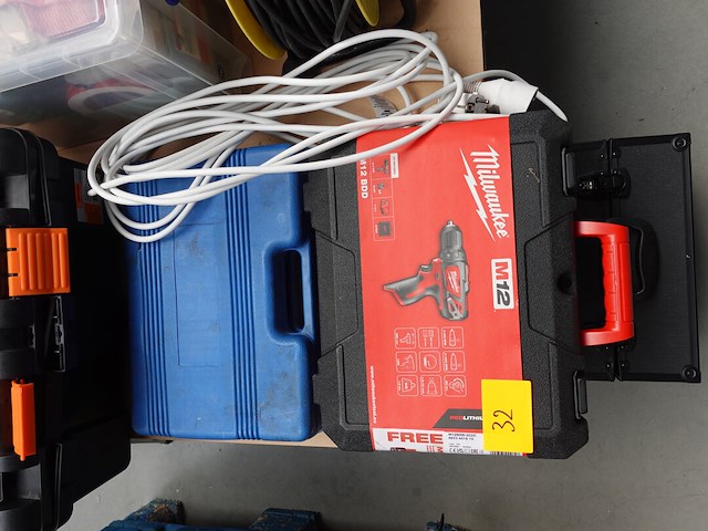 Partij divers werkmateriaal - afbeelding 2 van  9