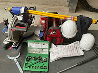 Partij divers werkplaatsgereedschap – afkortzaag en toebehoren - afbeelding 3 van  3