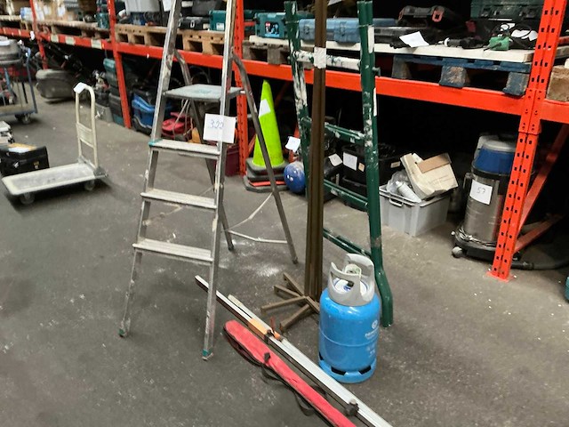 Partij divers - afbeelding 1 van  6