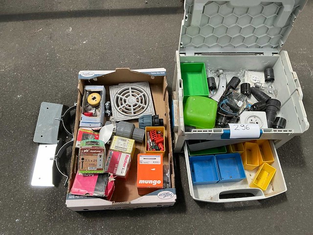 Partij divers - afbeelding 1 van  6