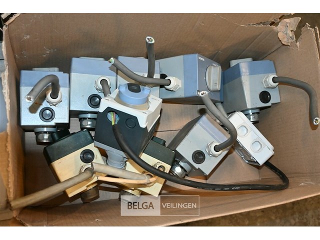 Partij divers - afbeelding 12 van  13