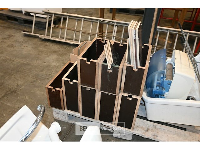 Partij divers - afbeelding 13 van  13