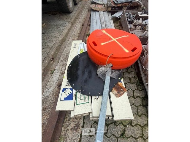 Partij divers - afbeelding 1 van  7