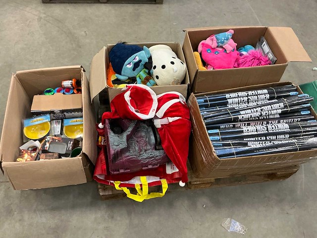 Partij divers - afbeelding 1 van  9