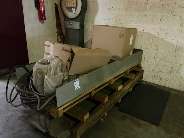 Partij divers - afbeelding 1 van  3