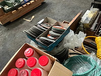 Partij divers - afbeelding 1 van  5