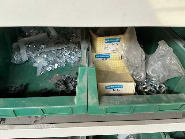 Partij diverse aanhangwagen onderdelen en accessoires - afbeelding 7 van  31