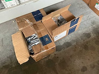Partij diverse aanhangwagen onderdelen en accessoires - afbeelding 3 van  31