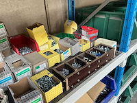 Partij diverse aanhangwagen onderdelen en accessoires - afbeelding 30 van  31