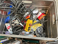 Partij diverse aannemersbenodigdheden - afbeelding 6 van  9