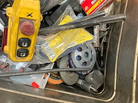 Partij diverse aannemersbenodigdheden - afbeelding 7 van  9