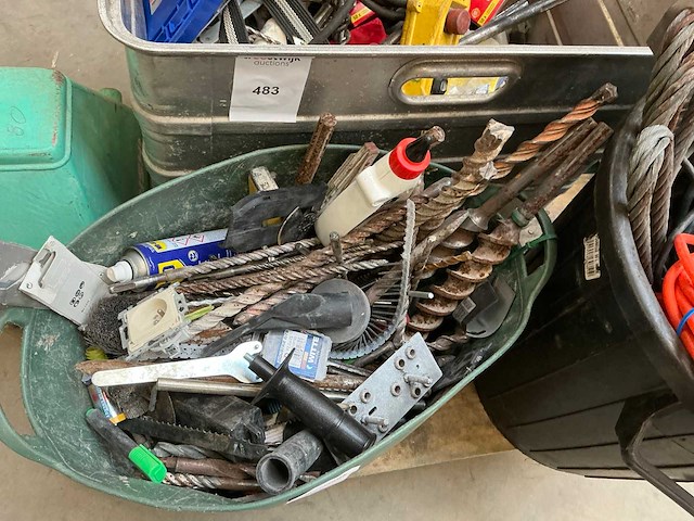 Partij diverse aannemersbenodigdheden - afbeelding 2 van  9