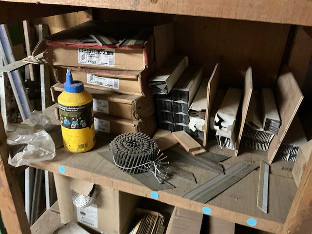 Partij diverse aannemersmaterialen - afbeelding 2 van  34