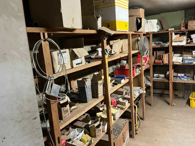 Partij diverse aannemersmaterialen - afbeelding 23 van  34