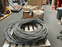 Partij diverse aannemersmaterialen - afbeelding 1 van  8