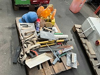 Partij diverse aannemersmaterialen - afbeelding 1 van  5