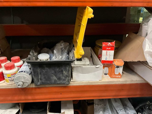 Partij diverse aannmersmaterialen - afbeelding 6 van  12