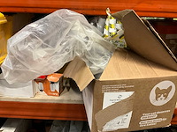 Partij diverse aannmersmaterialen - afbeelding 7 van  12