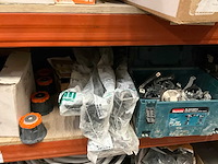 Partij diverse aannmersmaterialen - afbeelding 9 van  12