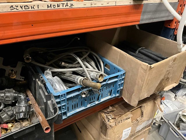Partij diverse aannmersmaterialen - afbeelding 11 van  12