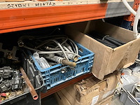 Partij diverse aannmersmaterialen - afbeelding 11 van  12