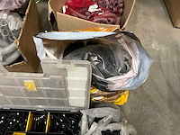 Partij diverse aannmersmaterialen - afbeelding 3 van  5