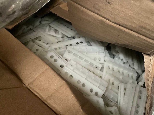 Partij diverse afdekkappen en glasondervullingen caldo (7795 stuks) - (kp1010) - afbeelding 10 van  11