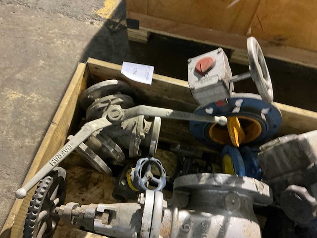 Partij diverse afsluiters - afbeelding 3 van  4