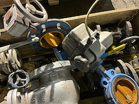 Partij diverse afsluiters - afbeelding 4 van  4