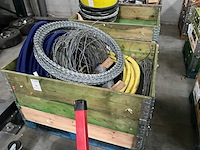 Partij diverse afspandraad - afbeelding 1 van  2